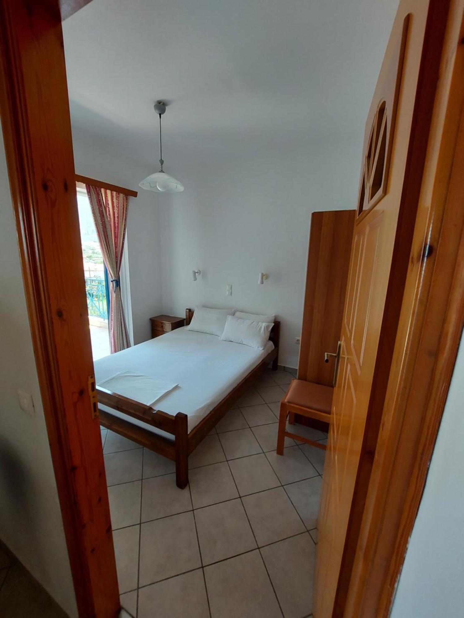 Matina Apartments Tyros Номер фото